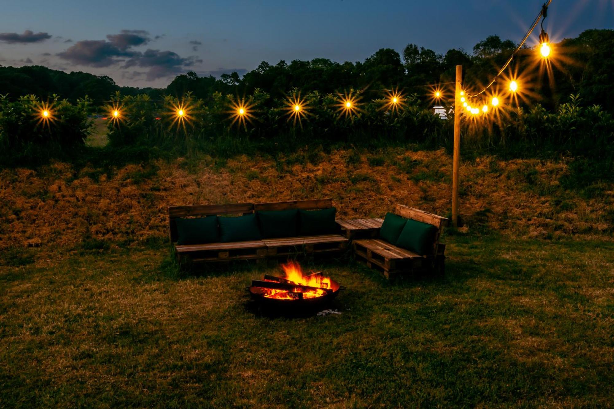 Villa Luxury Glamping Retreat In Battle Esterno foto